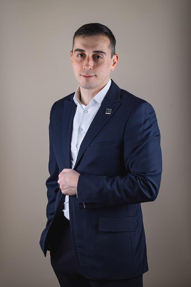 Казарьянц Эдуард Артурович Image